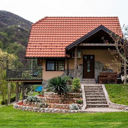 Holiday home Dedin Drinski Dom Bajina Basta